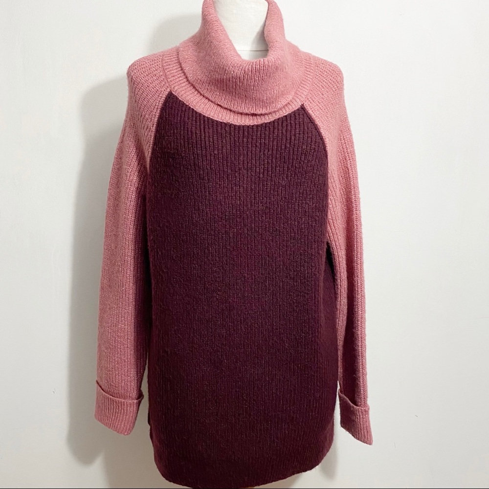 ST. JOHNS BAY burgundy oversized cowl neck heavy rib knit sweater Size Large